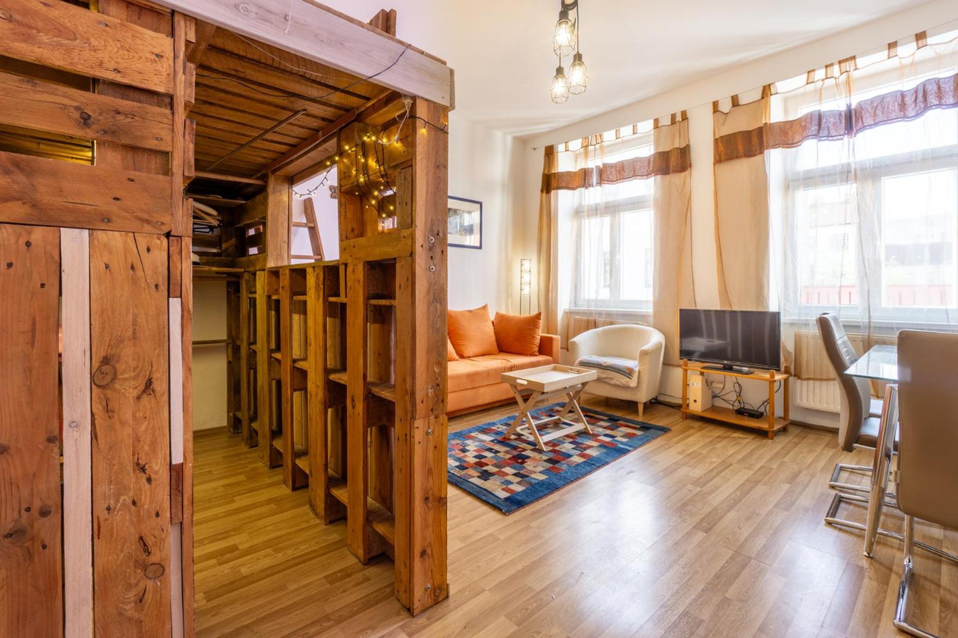 Apartment 5 Stops Away From City-Centre Wina Bagian luar foto
